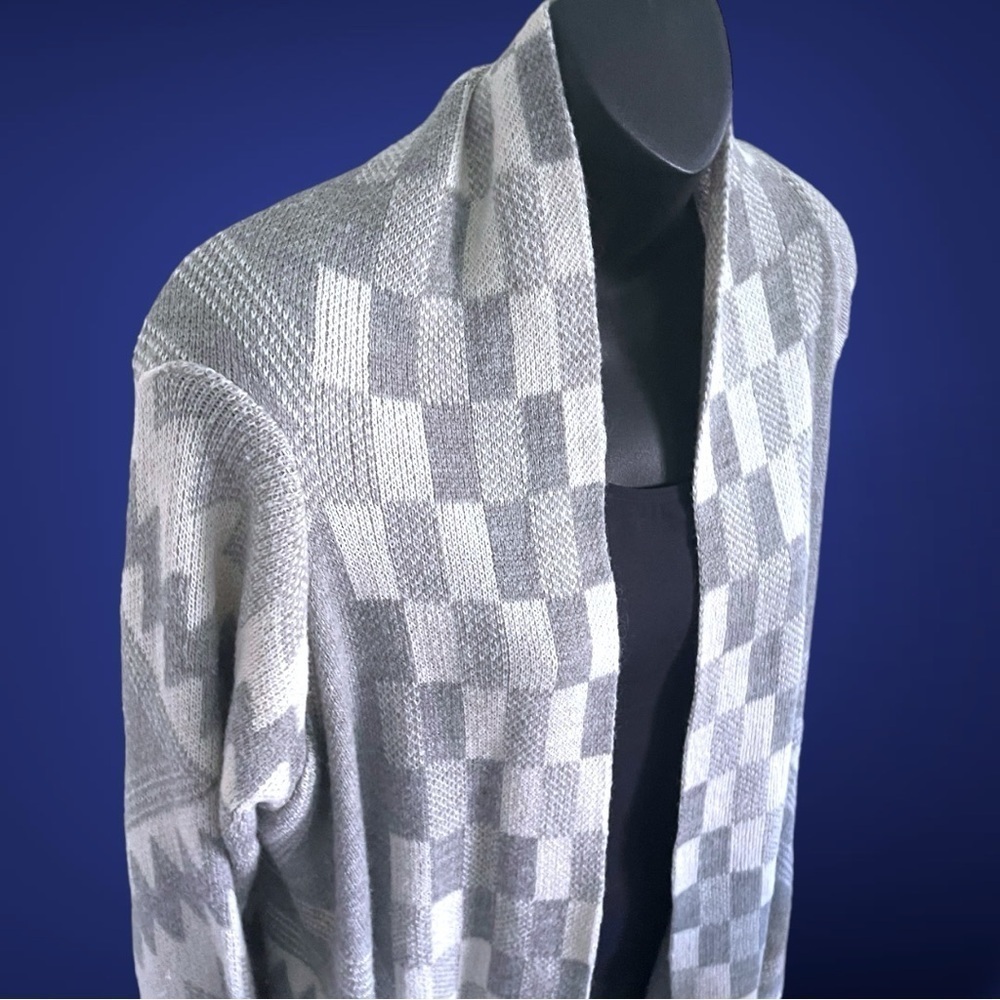 Cloudchaser Women’s Silver and White Waterfall Southwest Cardigan Size Large